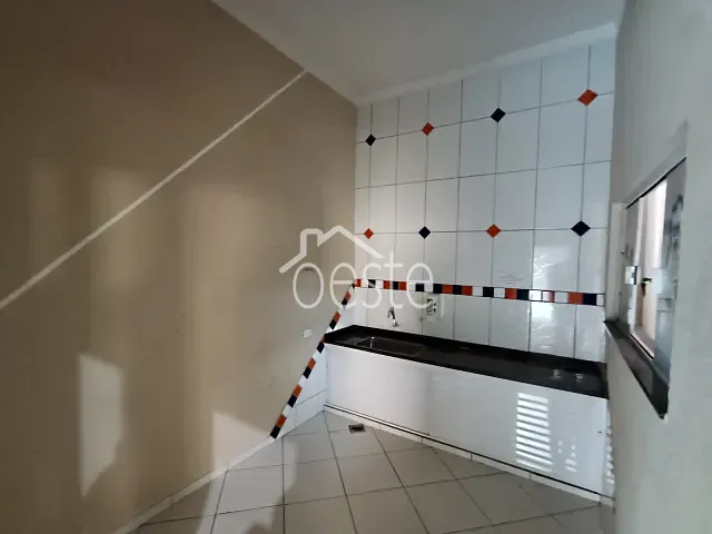 Sala para alugar, no bairro Centro em Santa Bárbara D'Oeste