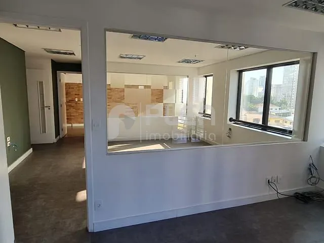 Sala à venda, no bairro Santana em São Paulo