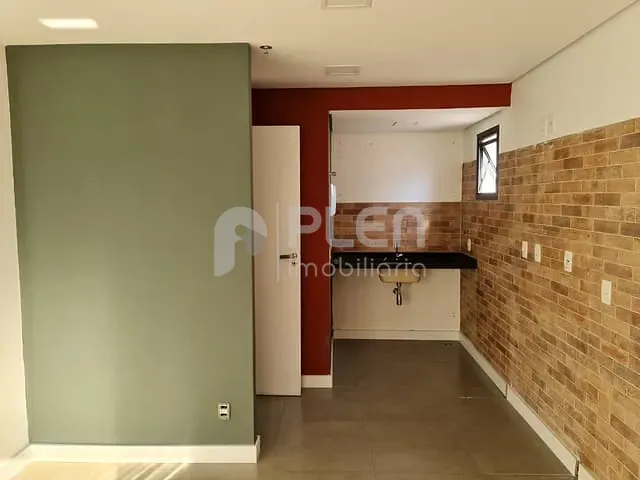 Sala à venda, no bairro Santana em São Paulo