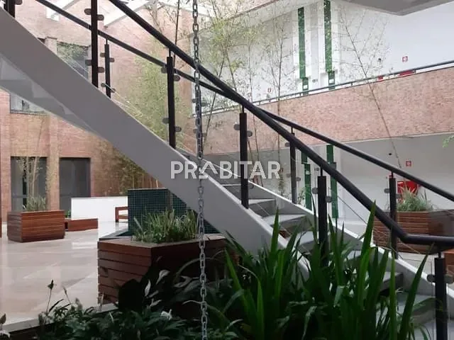 Sala à venda, no bairro Alto da Lapa em São Paulo