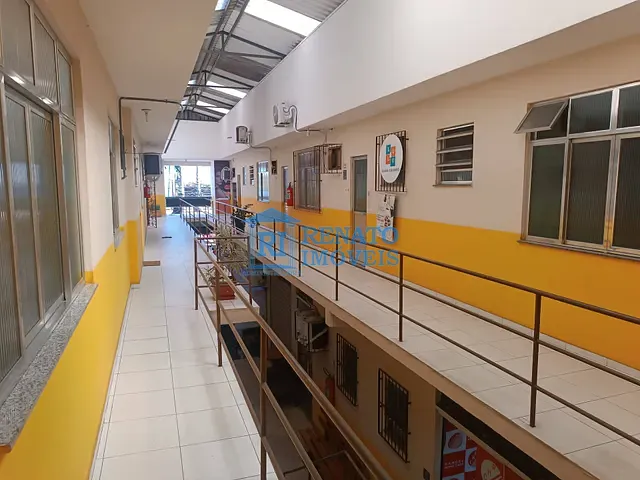 Sala para alugar, no bairro Centro em Maricá