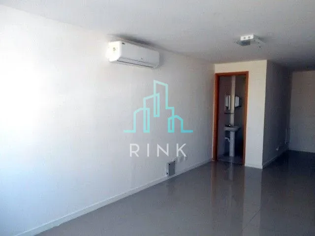 Sala à venda, no bairro Santa Rosa em Niterói