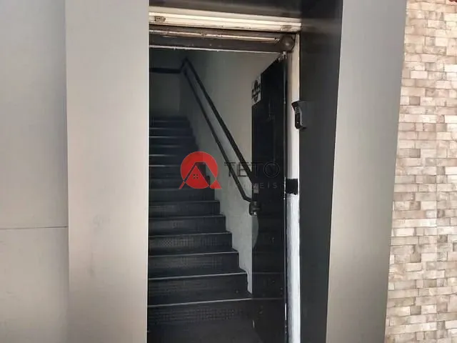 Sala para alugar, no bairro Zona 01 em Maringá