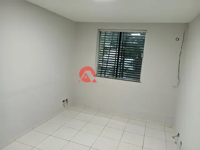 Sala para alugar, no bairro Zona 01 em Maringá