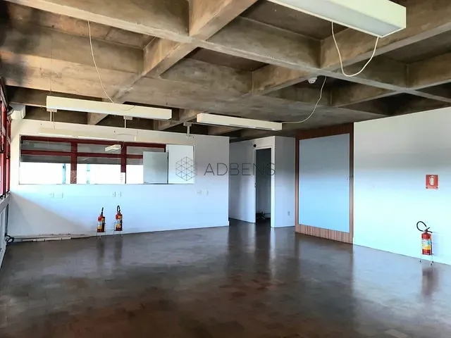 Sala à venda, no bairro Jardim Paulista em São Paulo