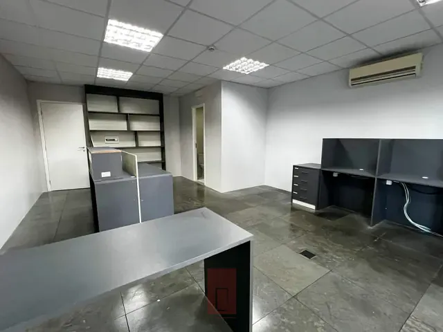 Sala para alugar, no bairro Vila Baruel em São Paulo