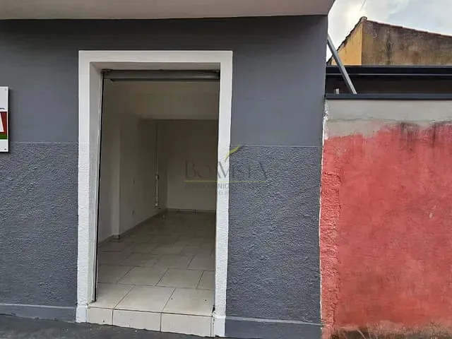 Sala para alugar, no bairro Centro em Piracaia