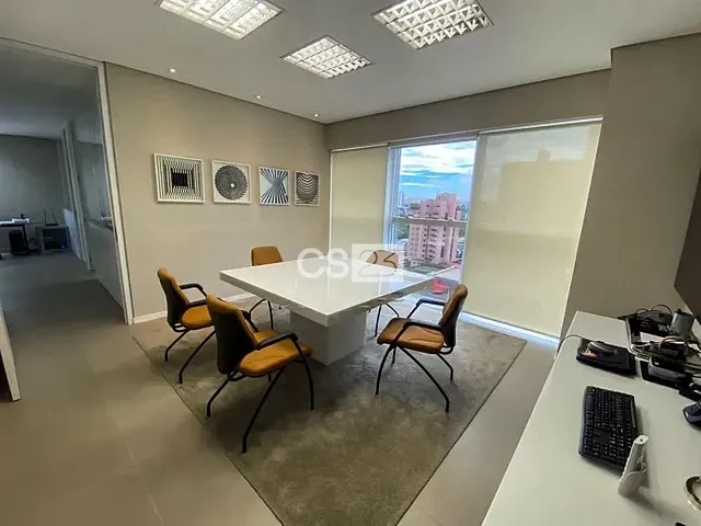 Sala à venda, no bairro Gleba Fazenda Palhano em Londrina