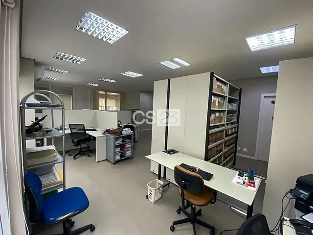 Sala à venda, no bairro Gleba Fazenda Palhano em Londrina