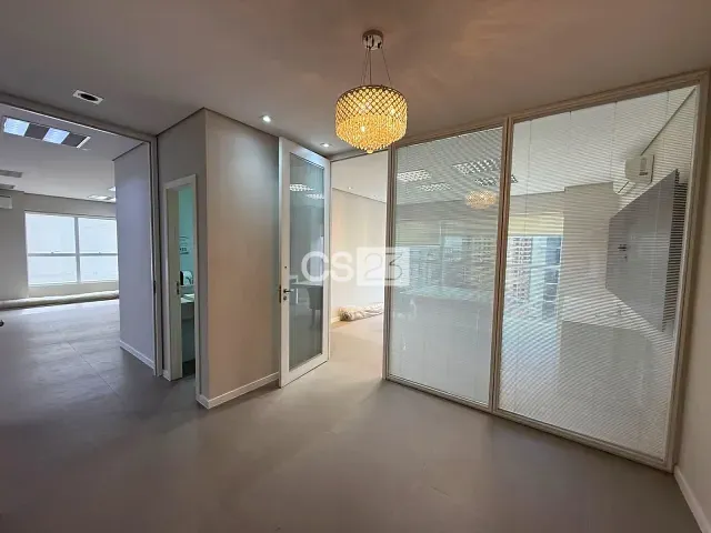 Sala à venda ou para alugar, no bairro Gleba Fazenda Palhano em Londrina