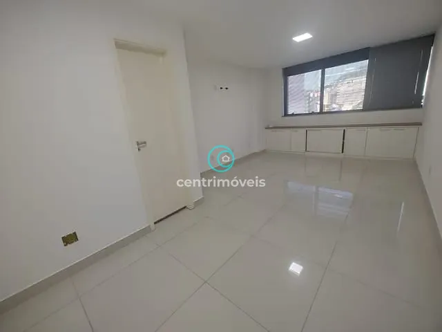 Sala com 25m², à venda ou para alugar, no bairro Tijuca em Rio de Janeiro