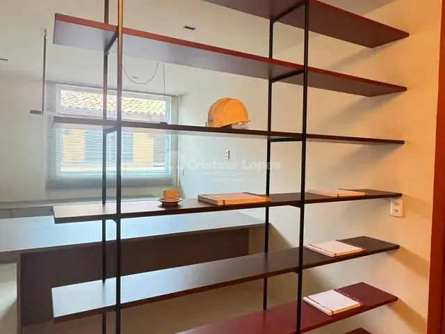 Sala à venda ou para alugar, no bairro Fátima em Teresina