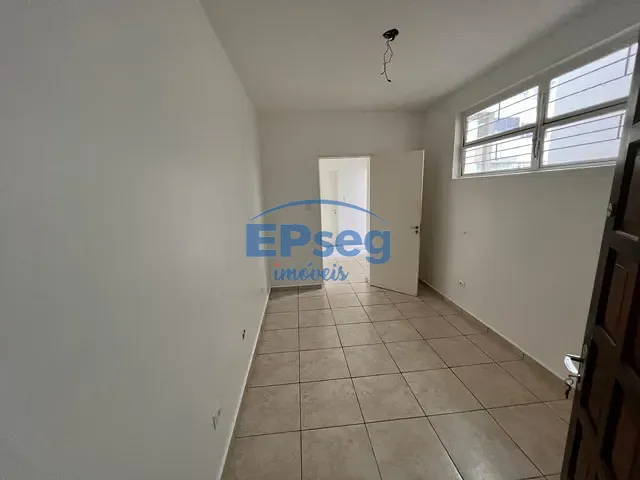 Sala para alugar, no bairro Centro em Londrina