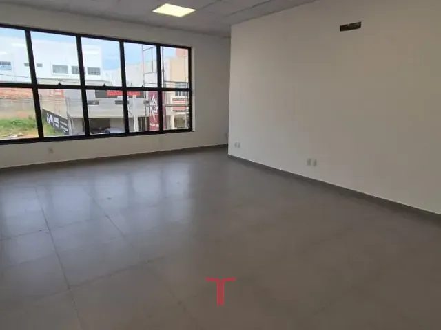 Sala com 36m², para alugar, no bairro Nações em Fazenda Rio Grande