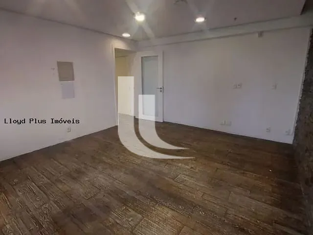 Sala para alugar, no bairro Centro em Rio de Janeiro