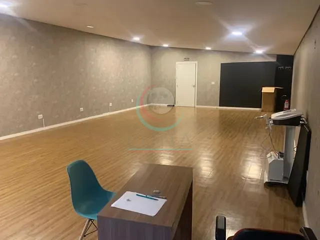 Sala para alugar, no bairro Pinheiros em São Paulo