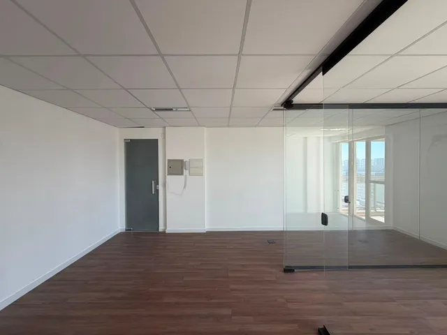 Sala para alugar, no bairro Rudge Ramos em São Bernardo do Campo