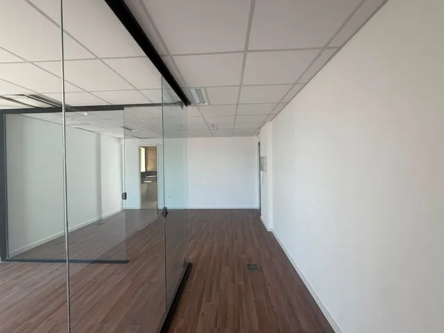 Sala para alugar, no bairro Rudge Ramos em São Bernardo do Campo