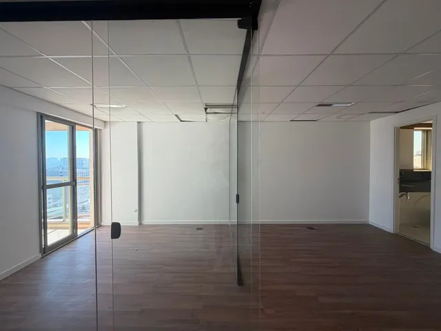 Sala para alugar, no bairro Rudge Ramos em São Bernardo do Campo