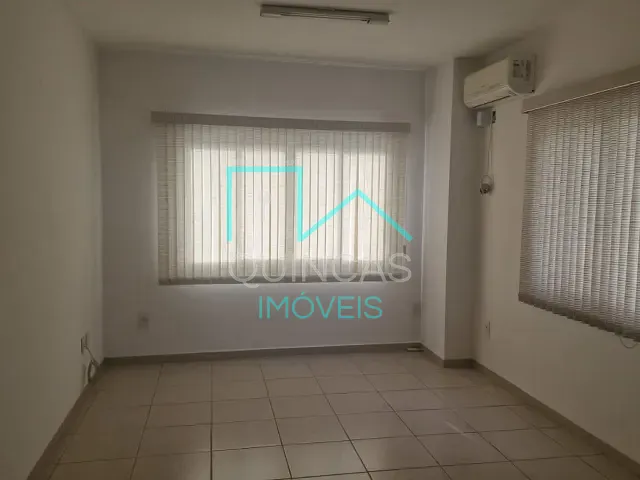 Sala com 28m², para alugar, no bairro Parque Eloy Chaves em Jundiaí
