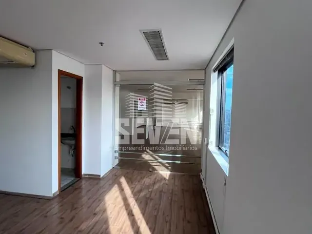 Sala com 417m², à venda, no bairro Centro em Bauru