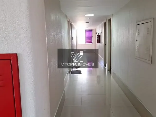 Sala à venda, no bairro Santa Lúcia em Vitória