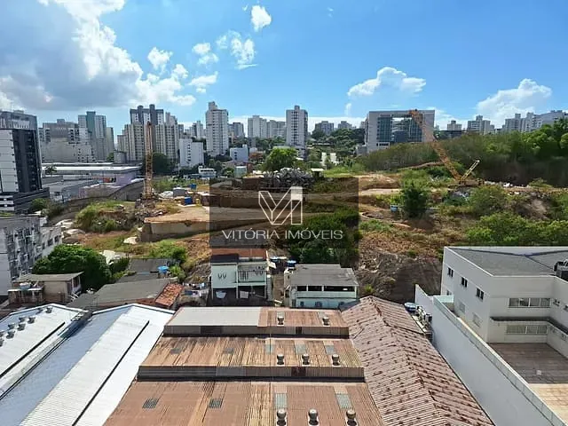 Sala à venda, no bairro Santa Lúcia em Vitória