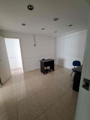 Sala com 64m² 3 quartos e 1 banheiro, à venda, no bairro Centro em Campos dos Goytacazes