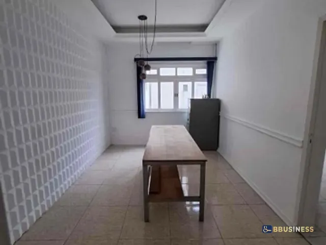 Sala com 64m² 3 quartos e 1 banheiro, à venda, no bairro Centro em Campos dos Goytacazes