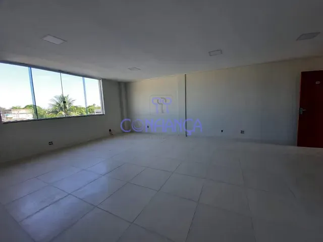Sala com 42m², para alugar, no bairro Sepetiba em Rio de Janeiro