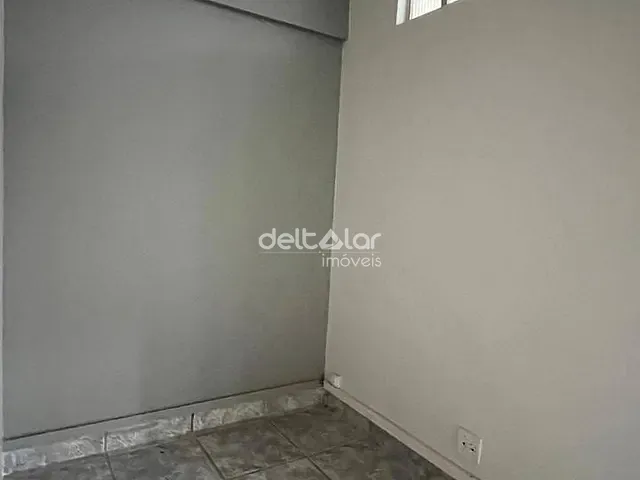 Sala com 28m², para alugar, no bairro Ouro Preto em Belo Horizonte
