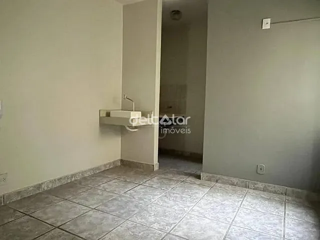 Sala com 28m², para alugar, no bairro Ouro Preto em Belo Horizonte