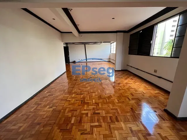 Sala para alugar, no bairro Centro em Londrina