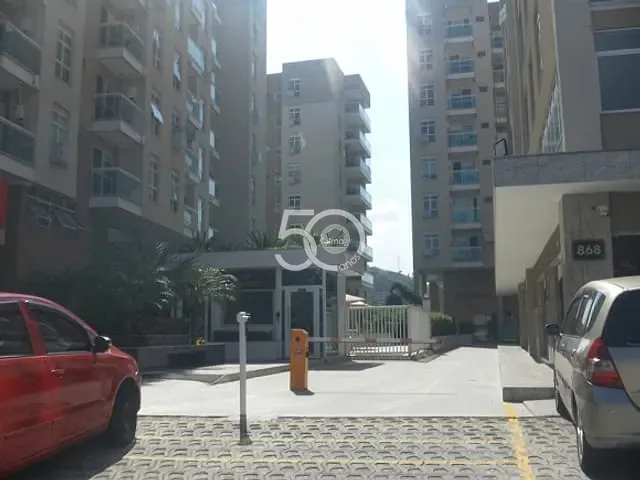 Sala com 22m², à venda ou para alugar, no bairro Taquara em Rio de Janeiro
