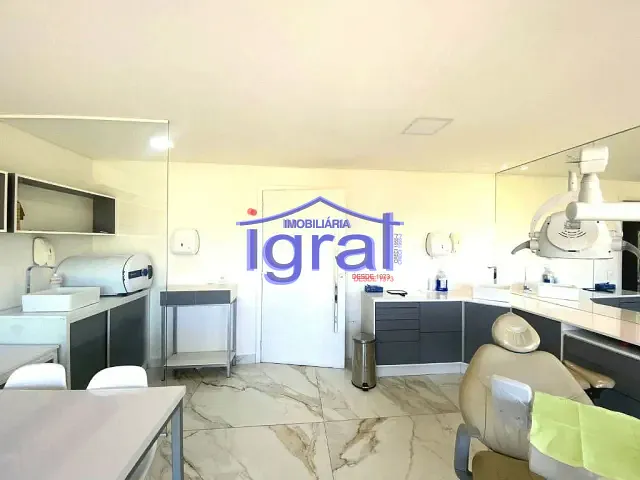 Sala à venda ou para alugar, no bairro Vila Parque Jabaquara em São Paulo