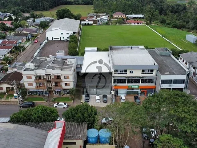 Sala com 44m², para alugar, no bairro Languiru em Teutônia