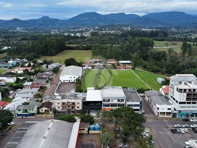 Sala com 44m², para alugar, no bairro Languiru em Teutônia