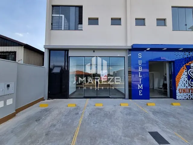 Sala com 121m², à venda, no bairro Centro em Apucarana