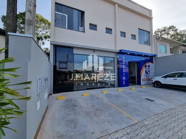 Sala com 121m², à venda, no bairro Centro em Apucarana