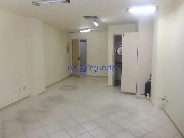 Sala à venda, no bairro Centro em Rio de Janeiro