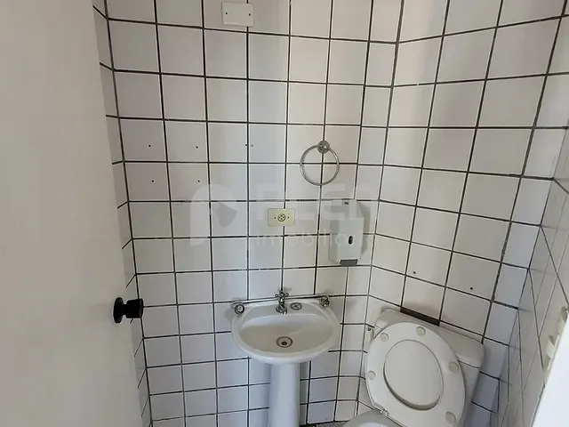 Sala com 33m², para alugar, no bairro Santana em São Paulo