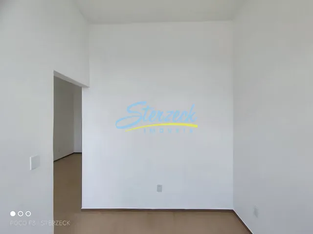 Sala com 66m², para alugar, no bairro Centro em Vinhedo