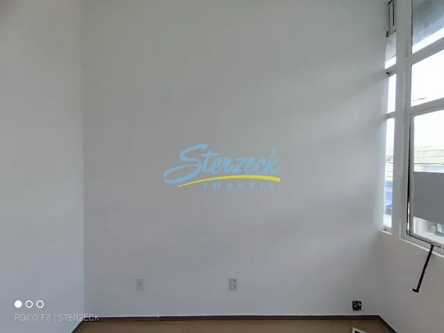 Sala com 66m², para alugar, no bairro Centro em Vinhedo