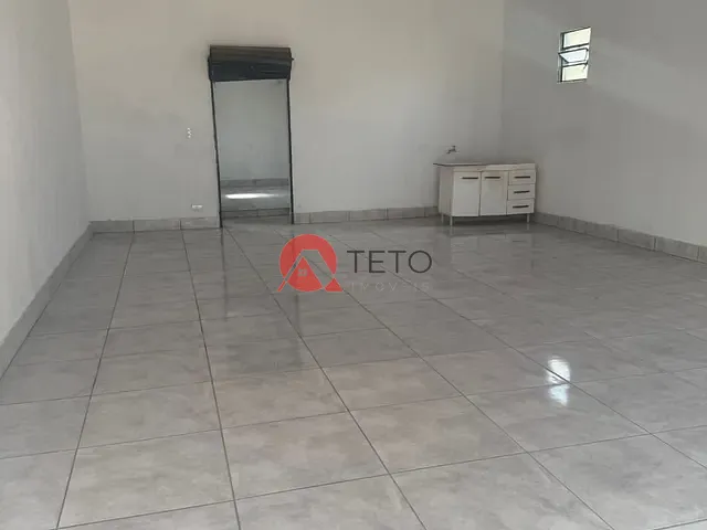 Sala para alugar, no bairro Zona 07 em Maringá