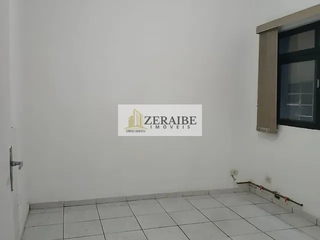 Sala para alugar, no bairro Vila das Palmeiras em Guarulhos