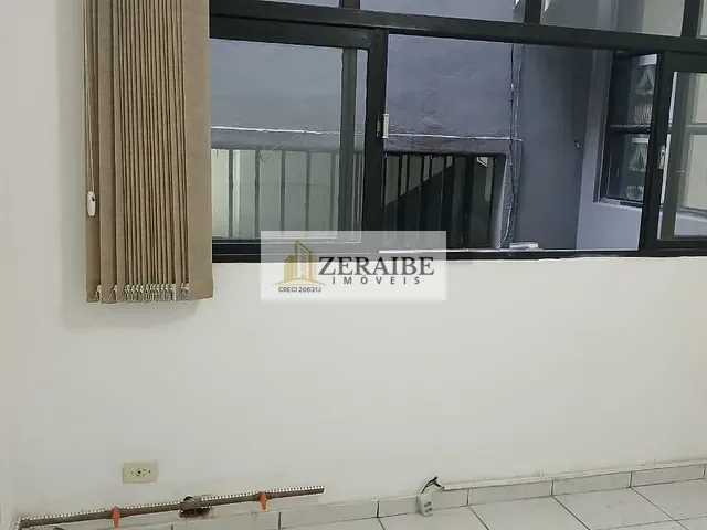 Sala para alugar, no bairro Vila das Palmeiras em Guarulhos