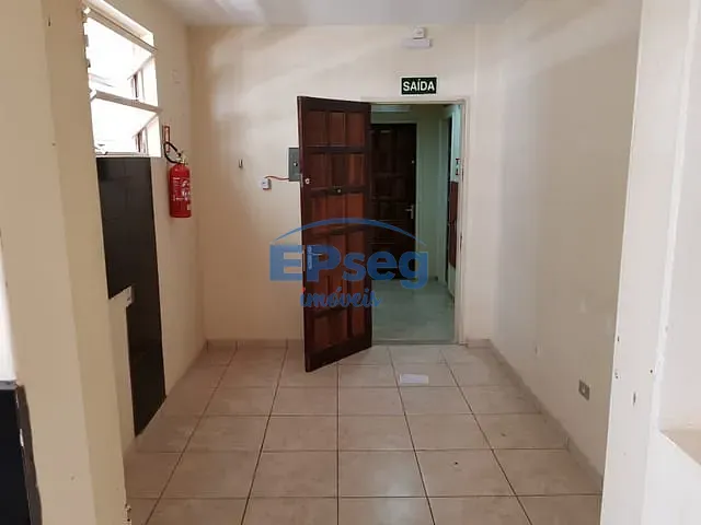 Sala para alugar, no bairro Centro em Londrina