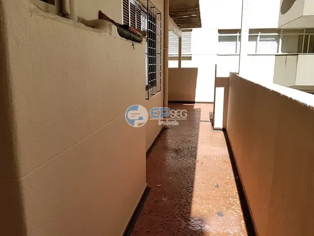 Sala para alugar, no bairro Centro em Londrina