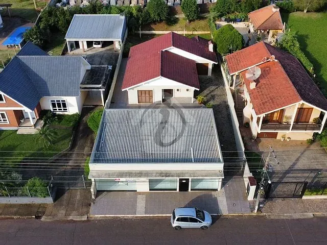 Sala com 279m² 2 quartos e 2 banheiros, à venda, no bairro Canabarro em Teutônia