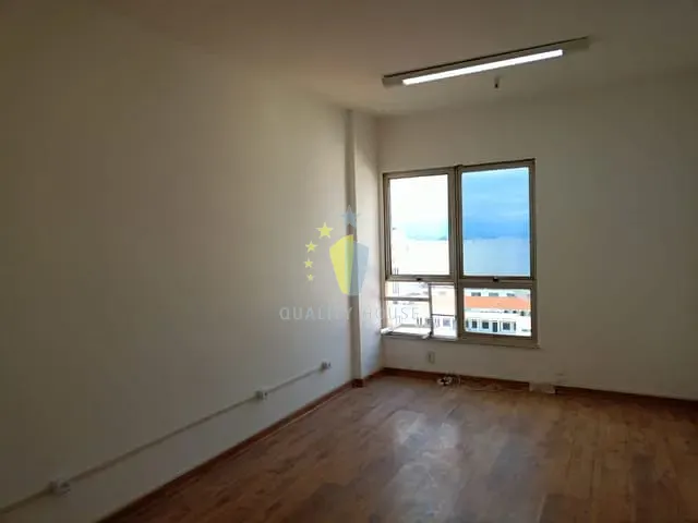 Sala com 20m², para alugar, no bairro Saúde em Rio de Janeiro